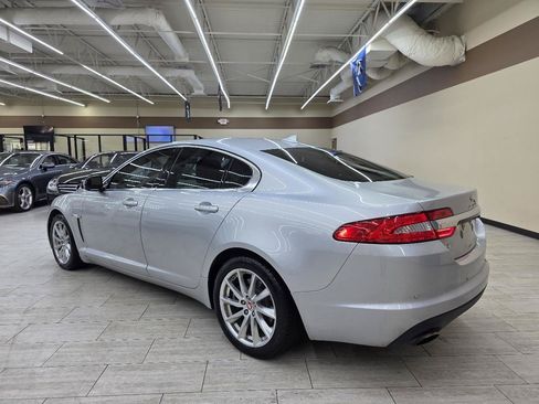 Used 2014 Jaguar XF RWD image 8