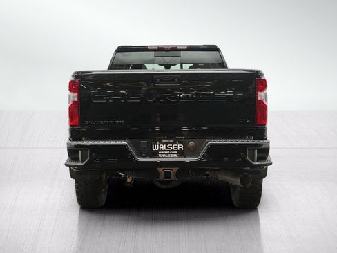 Used 2022 Chevrolet Silverado 2500 LTZ w/ LTZ Plus Package AWD/4WD image 4