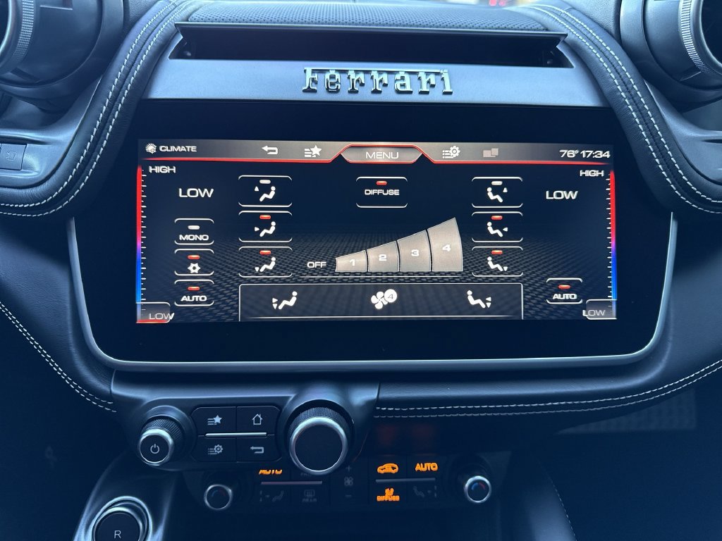 Used 2018 Ferrari GTC4Lusso AWD/4WD image 19
