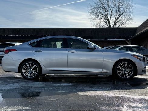 Used 2018 Genesis G80 3.8 w/ Option Group 03 image 7