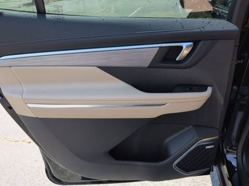 New 2026 Buick Enclave Preferred w/ Power Package FWD image 21