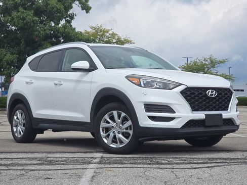 Used 2019 Hyundai Tucson Value FWD image 2