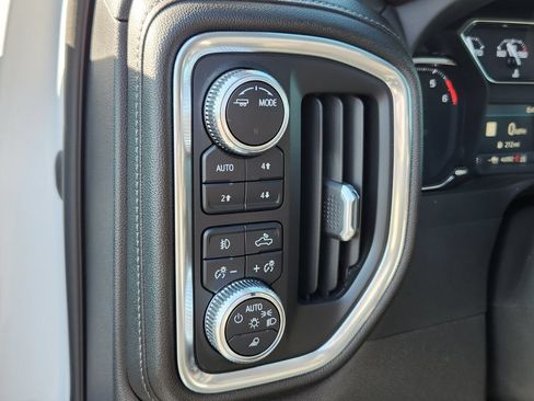 Used 2022 GMC Sierra 1500 SLT w/ SLT Premium Plus Package AWD/4WD image 23