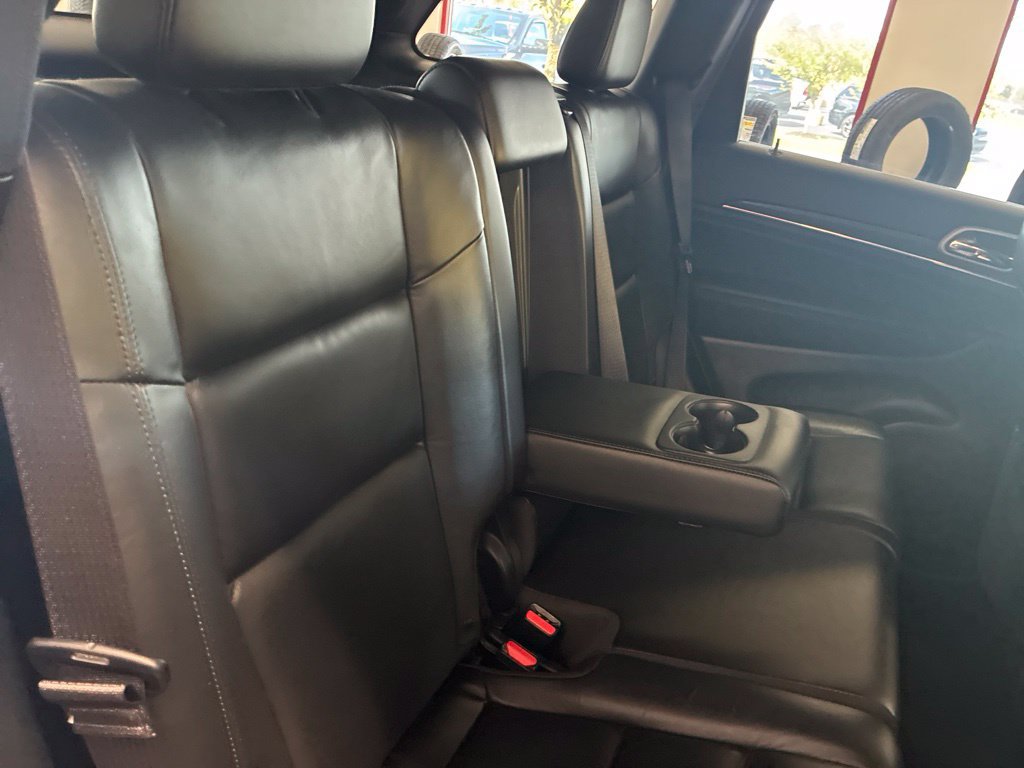 Used 2021 Jeep Grand Cherokee Limited AWD/4WD image 28