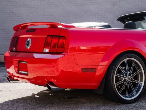 Used 2006 Ford Mustang GT Premium RWD image 47
