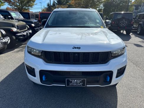 Used 2023 Jeep Grand Cherokee 30th Anniversary image 9