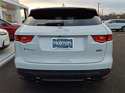 Used 2017 Jaguar F-PACE R-Sport image 6