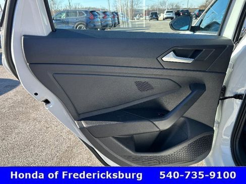 Used 2024 Volkswagen Jetta Sport image 27