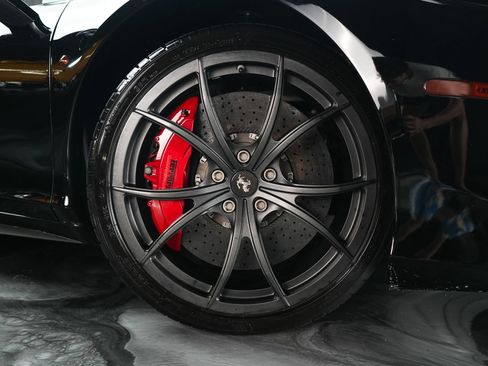 Used 2013 Ferrari 458 Spider RWD image 11