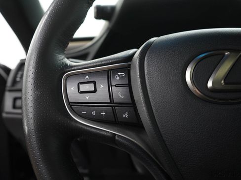 Used 2024 Lexus ES 300h F Sport w/ Accessory Package (Z2) FWD image 26