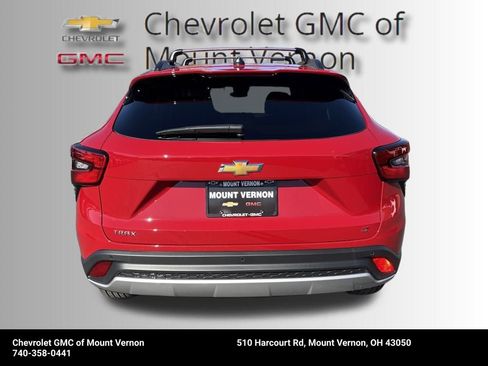 New 2026 Chevrolet Trax LT w/ Driver Confidence Package image 4