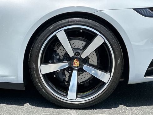 Certified 2024 Porsche 911 Carrera RWD image 27
