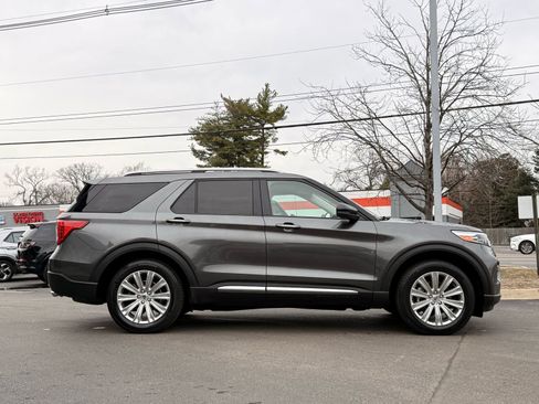 Used 2020 Ford Explorer Limited image 5