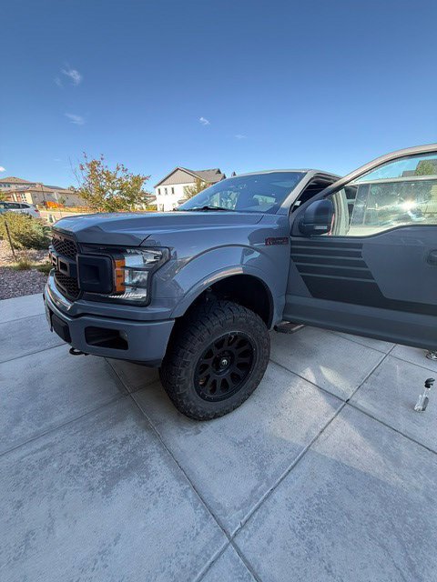Used 2019 Ford F150 XLT w/ Equipment Group 302A Luxury AWD/4WD image 3