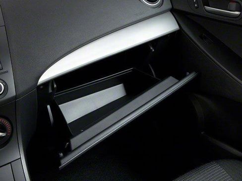 Used 2013 MAZDA MAZDA3 i SV w/ Convenience Pkg image 18