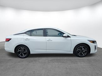 Used 2025 Nissan Sentra SV FWD video 2