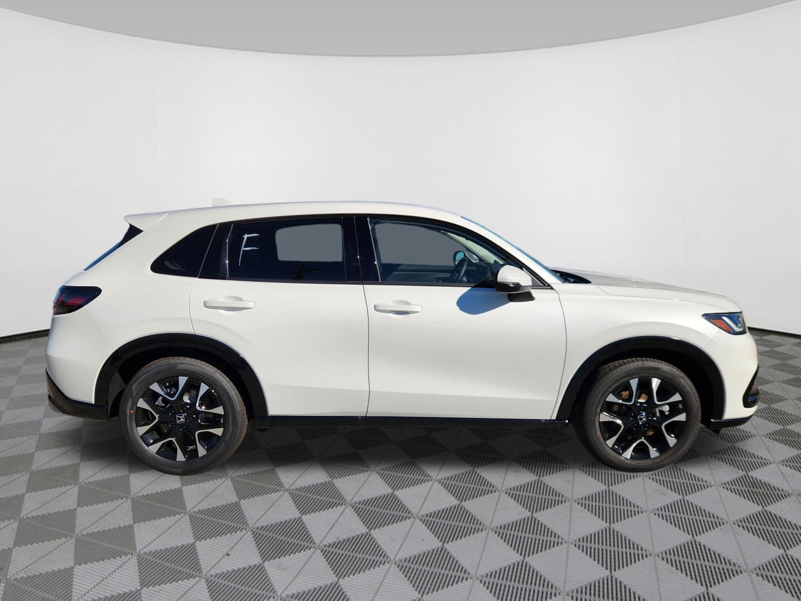 New 2027 Honda HR-V EX-L image 6