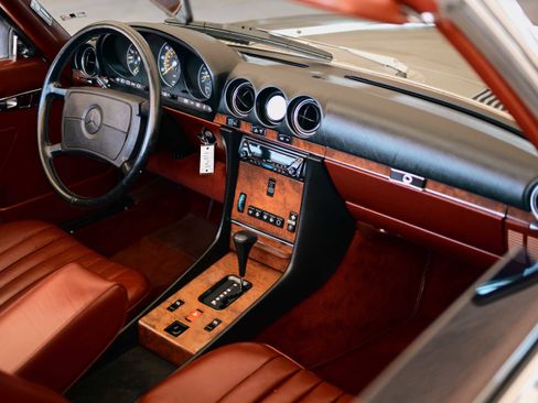 Used 1988 Mercedes-Benz 560 SL image 29