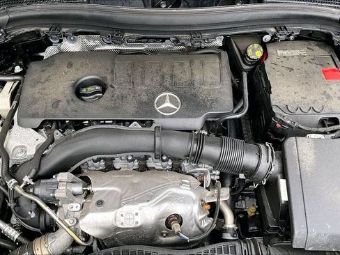 Certified 2023 Mercedes-Benz GLA 250 4MATIC image 34