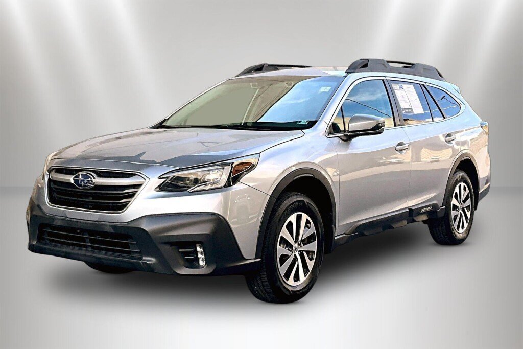 Used 2020 Subaru Outback Premium w/ Popular Package #1 AWD/4WD image 3