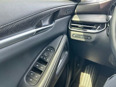 Used 2023 INFINITI QX60 Sensory w/ Vision Package AWD/4WD image 21