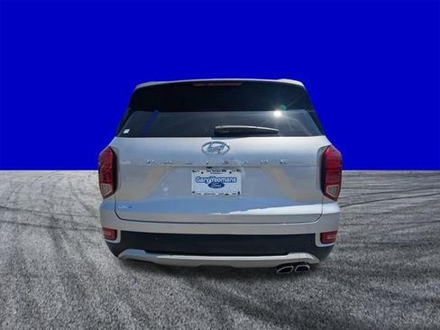 Used 2021 Hyundai Palisade SE image 4