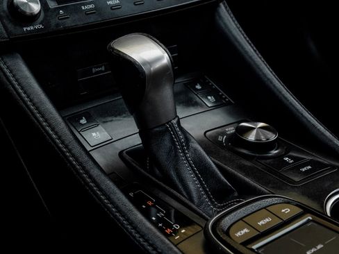 Used 2016 Lexus RC 300 AWD image 26