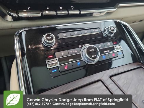 Used 2021 Lincoln Navigator Reserve w/ Luxury Package image 27