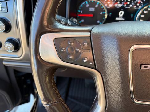Used 2018 GMC Sierra 2500 Denali image 17