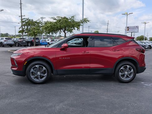 Used 2024 Chevrolet Blazer LT w/ Convenience Package AWD/4WD image 5