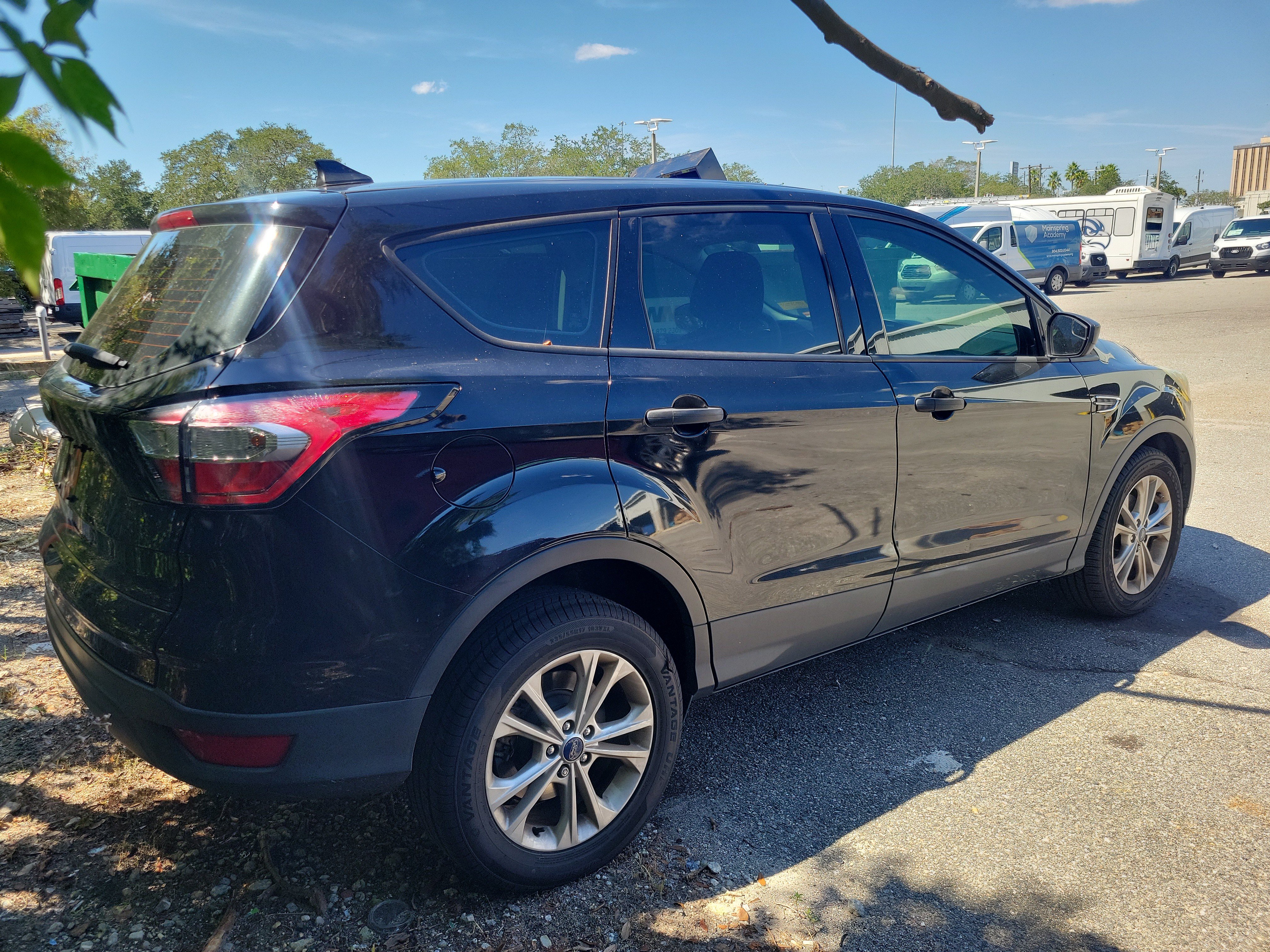 Used 2017 Ford Escape S FWD image 4