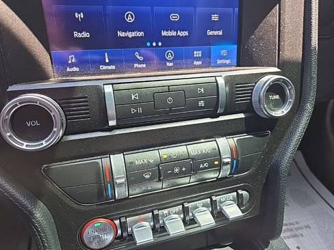 Used 2022 Ford Mustang GT w/ Equipment Group 301A RWD image 36