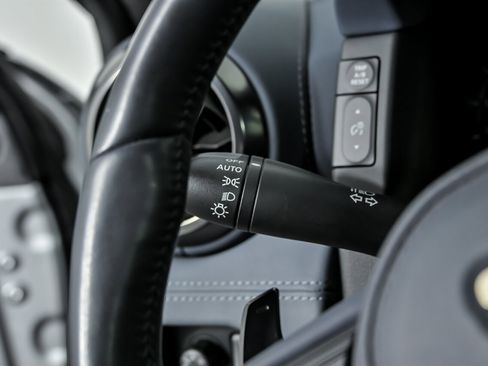 Used 2020 Nissan GT-R Premium AWD/4WD image 28