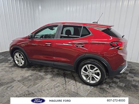 Used 2023 Buick Encore GX Preferred w/ Cold Weather Comfort Package AWD/4WD image 5