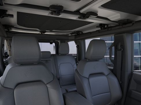 New 2026 Ford Bronco Badlands w/ Sasquatch Package AWD/4WD image 14