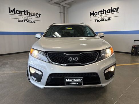 Used 2012 Kia Sorento SX FWD image 2