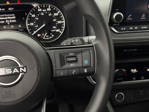 Certified 2023 Nissan Rogue SV image 17