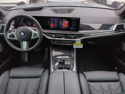 New 2026 BMW X5 xDrive40i w/ M Sport Package AWD/4WD image 15