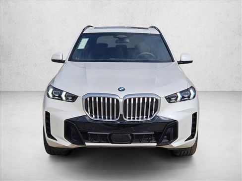 Used 2026 BMW X5 xDrive40i w/ M Sport Package AWD/4WD image 2