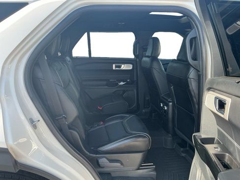 Used 2022 Ford Explorer ST w/ Equipment Group 401A AWD/4WD image 23