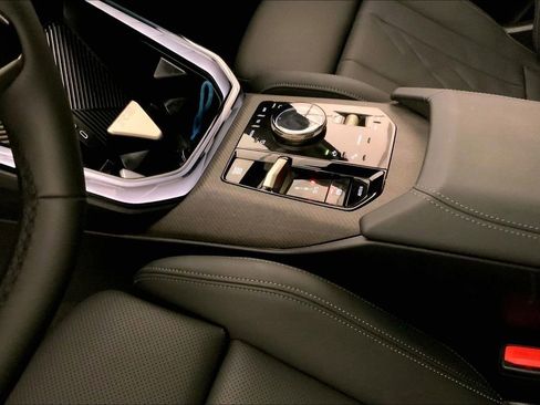 Used 2025 BMW X3 xDrive30i image 22