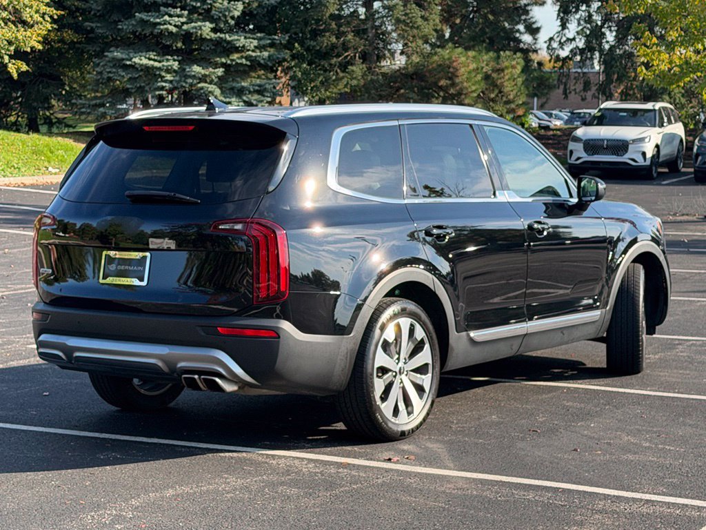 Used 2022 Kia Telluride EX w/ EX Premium Package AWD/4WD image 26