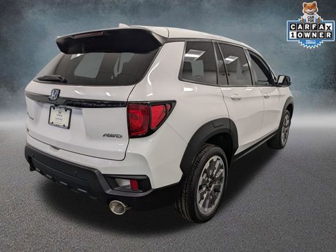 Used 2024 Honda Passport EX-L image 4