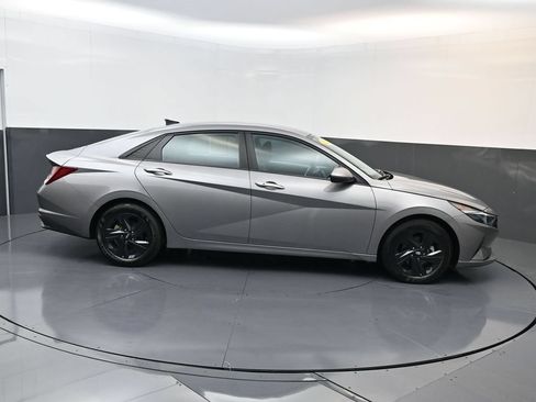 Certified 2023 Hyundai Elantra SEL FWD image 2