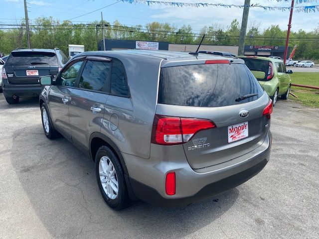 Used 2014 Kia Sorento LX FWD image 3