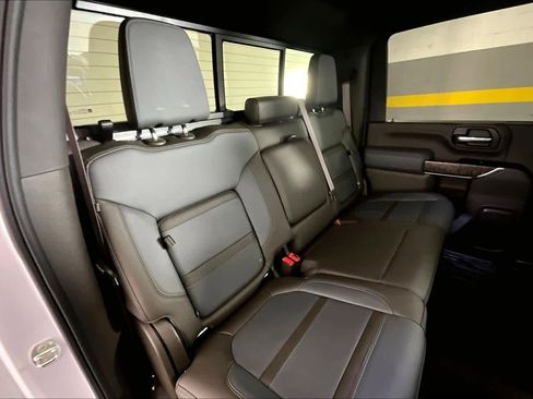 Certified 2022 GMC Sierra 2500 Denali w/ Denali Ultimate Package AWD/4WD image 20