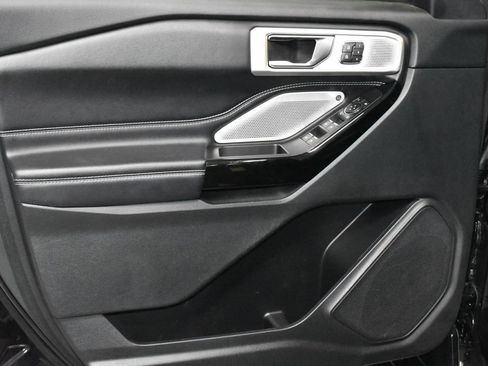 Used 2021 Ford Explorer ST w/ Equipment Group 401A AWD/4WD image 4