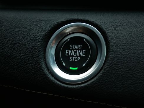Used 2022 Cadillac Escalade Sport w/ LPO, ONYX Package AWD/4WD image 30