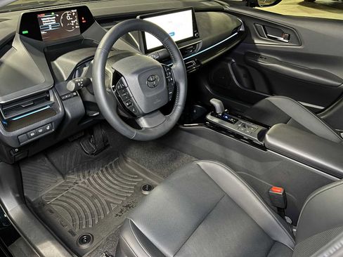 Used 2025 Toyota Prius AWD image 19