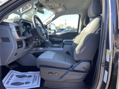 New 2026 Ford F250 XLT w/ XLT Premium Package image 16